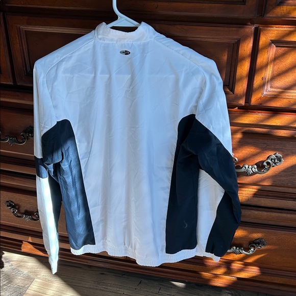 Adidas Women'’s White and Navy Windbreaker - Picture 2 of 5